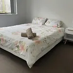 Coomera Family Home 10 Min Away From Theme Parks!