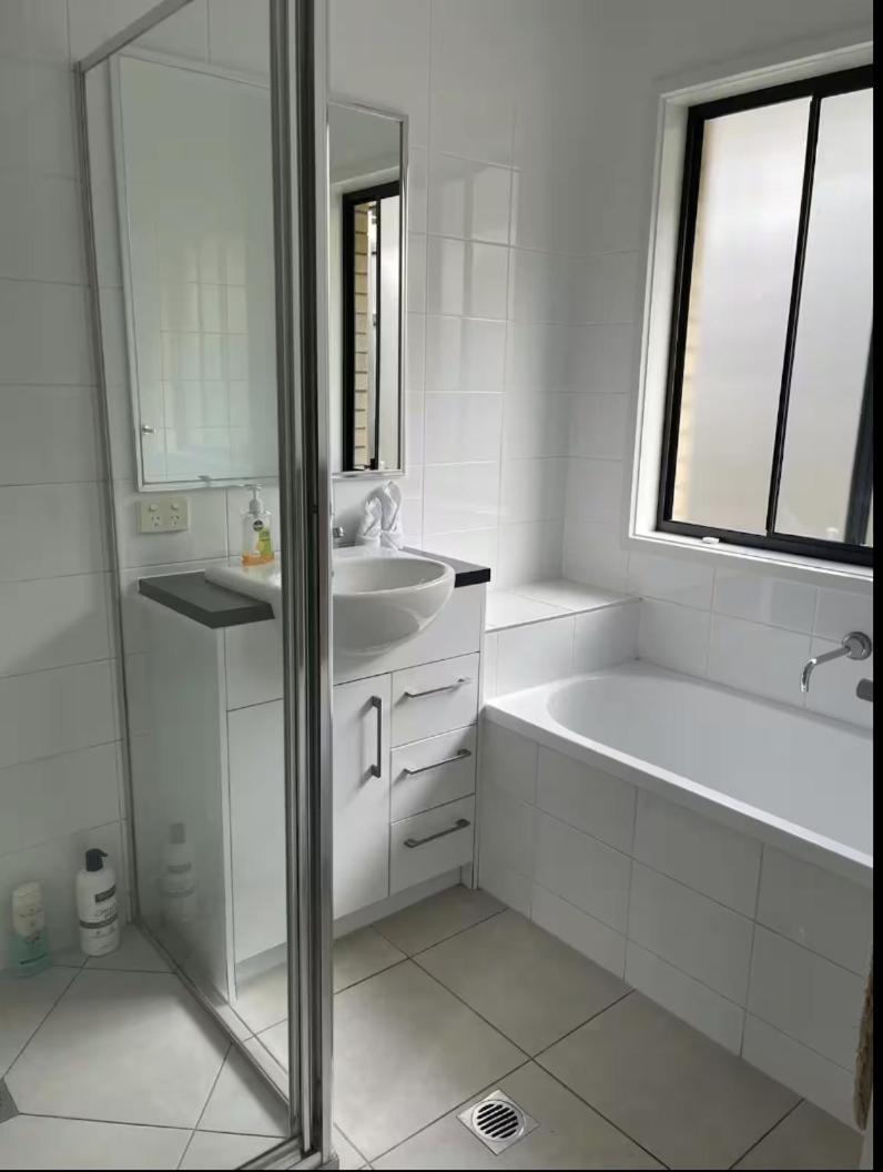 Holiday home Coomera Family 10 Min Away From Theme Parks! *